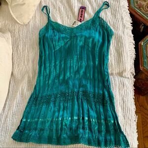 NWT LF STORES EMMA & SAM TEAL 100% SILK & LACE CAMISOLE